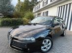 Alfa Romeo 147 - Black Line - Gekeurd - Nieuwstaat!, Auto's, Stof, Zwart, 4 cilinders, Zwart