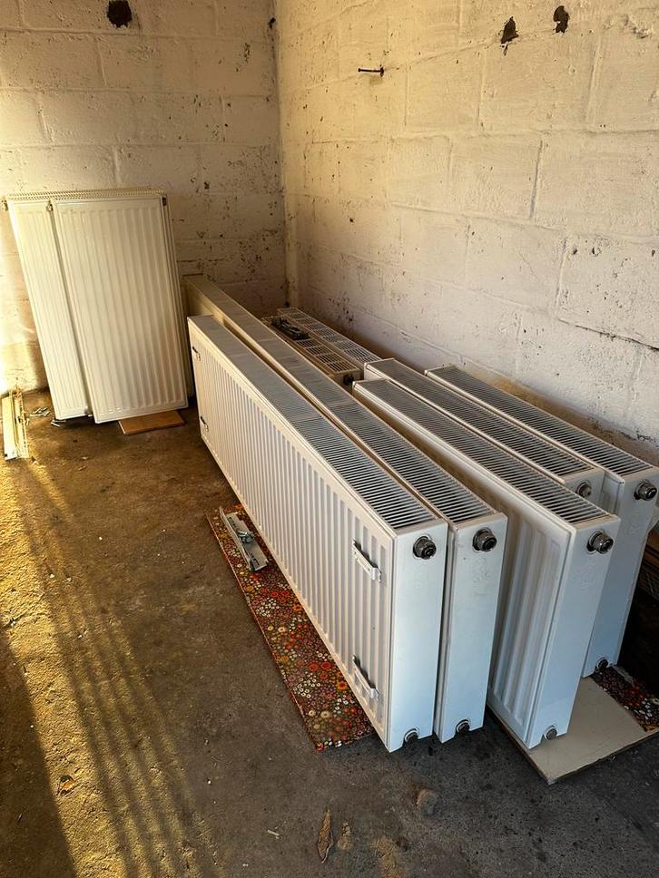 Radiateurs Van Marcke avec supports, Bricolage & Construction, Chauffage & Radiateurs, Utilisé, Chaudière CC ou Chaudière combinée