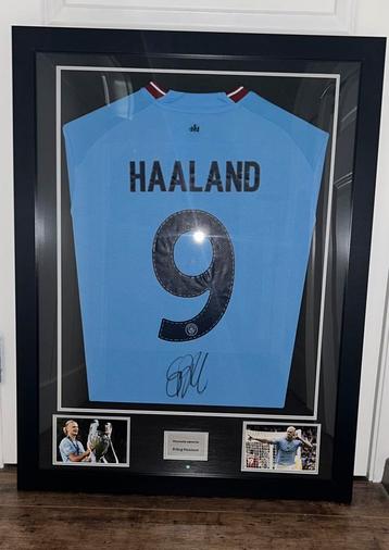 Gesigneerd Manchester City Haaland beschikbaar voor biedingen