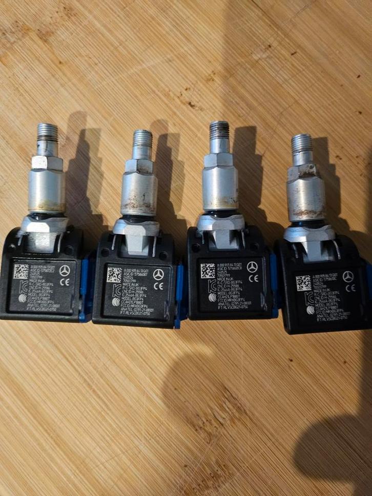 TPMS sensoren Mercedes Orgineel, Auto-onderdelen, Elektronica en Kabels, Mercedes-Benz, Ophalen