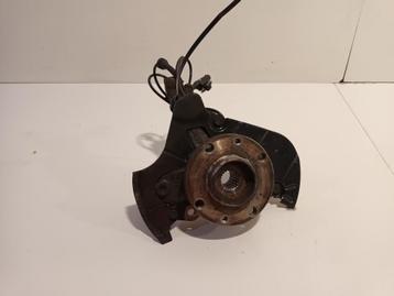 WIELNAAF RECHTS VOOR Ford Ka II (01-2008/05-2016) beschikbaar voor biedingen