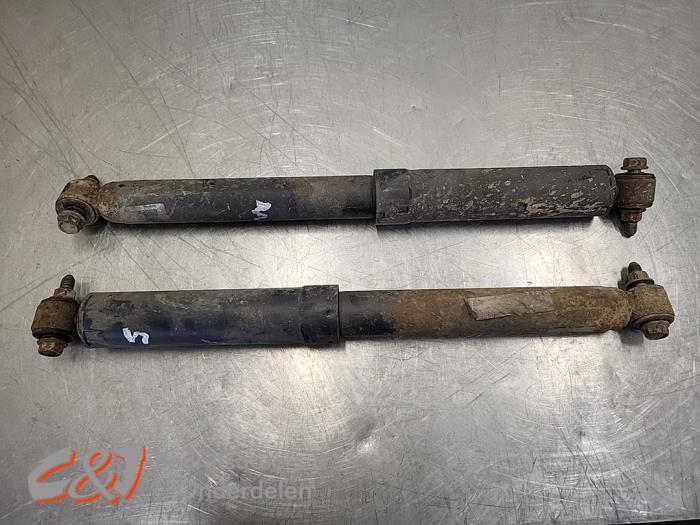 Schokdemper set van een Dodge RAM, Auto-onderdelen, Ophanging en Onderstel, Dodge, Gebruikt, 3 maanden garantie, Ophalen of Verzenden