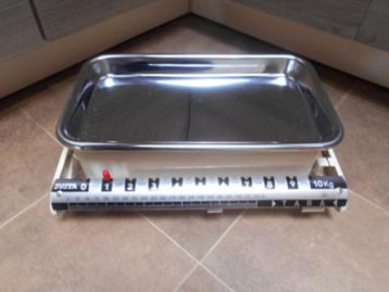 Vintage weegschaal Justa  beschikbaar voor biedingen