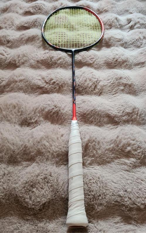 Raquette de badminton Yonex Astrox 77 Pro, Sport en Fitness, Badminton, Zo goed als nieuw, Racket(s), Ophalen of Verzenden
