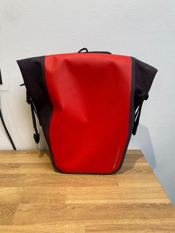 AGU Clean enkele fietstas Shelter medium rood - Nieuw! beschikbaar voor biedingen