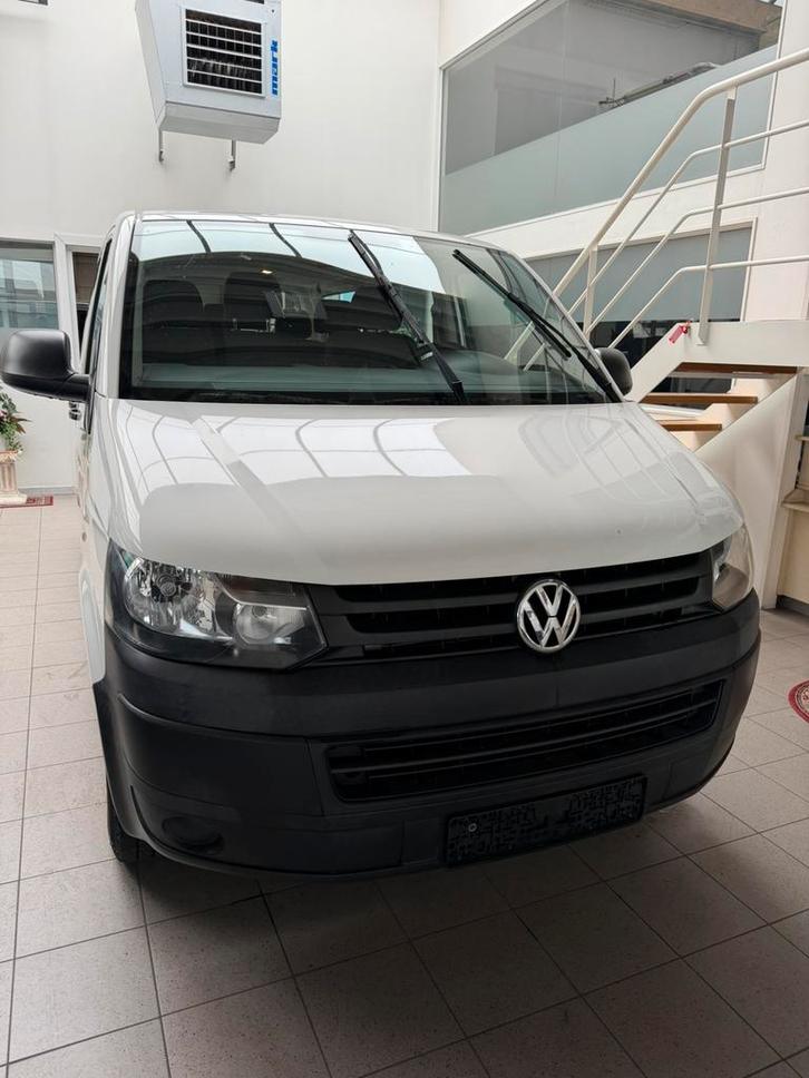 Volkswagen t5 minibus 9 personen 2.0TDi gekeurd voor verkoop, Autos, Volkswagen, Entreprise, Carnet d'entretien, Enlèvement