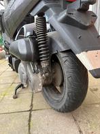 Pneu xmax 250, Vélos & Vélomoteurs, Enlèvement, Utilisé, Autres types, Yamaha