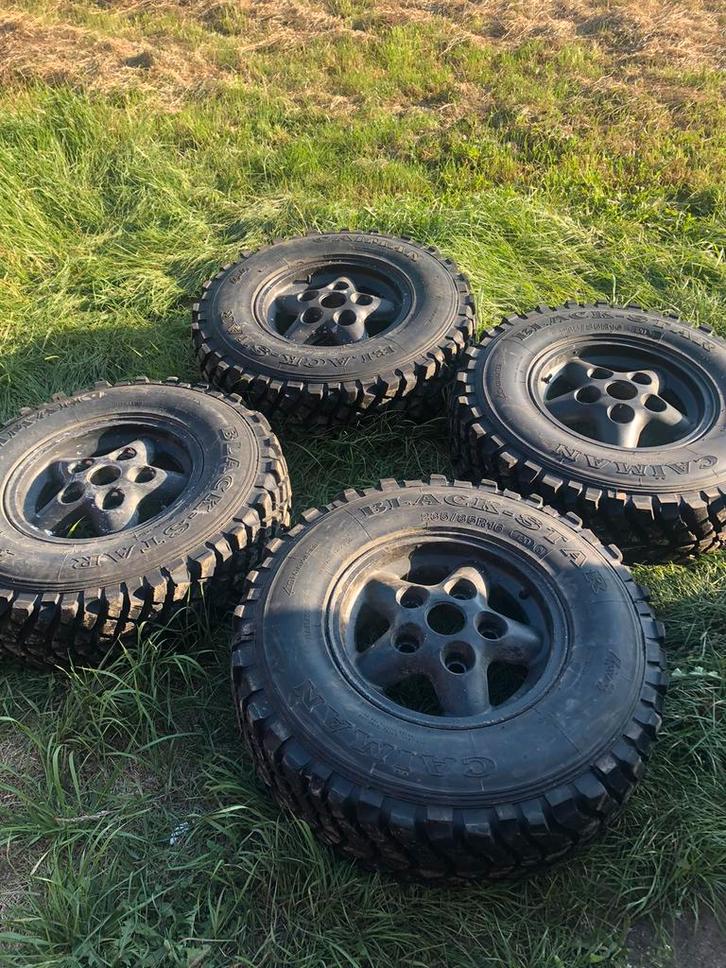 Terreinbanden op Defender- of Discovery 1-velgen, Auto-onderdelen, Banden en Velgen, Banden en Velgen, 16 inch, Overige, 235 mm