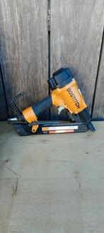 Bostitch mcn 150. Splinternieuw, Tuin en Terras, Hand-tuingereedschap, ., Ophalen of Verzenden, Zo goed als nieuw, Bostitch