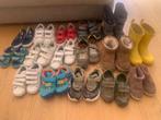 Set schoenen, kleding en speelgoed 2-5 jaar, Ophalen, Zo goed als nieuw, Jongen, Schoenen