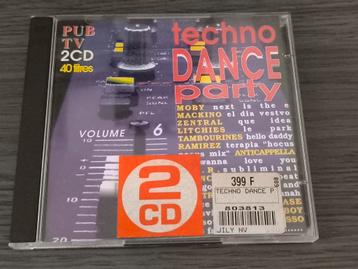 Techno Dance Party Volume 6. 2 cd's  beschikbaar voor biedingen