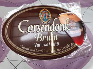 Corsendonk bruin reclamebord+sleutelhanger/stoppentrekker beschikbaar voor biedingen