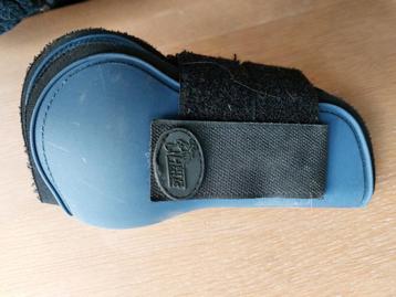 Peesbeschermers beschikbaar voor biedingen