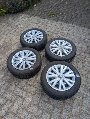 Winterbanden + Velgen Volkswagen 205/55/16 beschikbaar voor biedingen