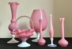 Mooie vintage vazen en mandje in oudroze opaalglas, Ophalen of Verzenden, Zo goed als nieuw, Blauw, Glas