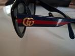 authentieke Gucci zonnebril met etui, Handtassen en Accessoires, Ophalen of Verzenden, Zo goed als nieuw