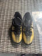 Kinder voetbalschoenen MESSI F50, Sport en Fitness, Voetbal, Ophalen, Zo goed als nieuw, Schoenen