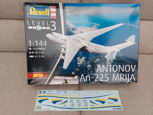 Revell 1/144 Antonov An-225 Mrija 'in flight' & extra decals, Hobby en Vrije tijd, Modelbouw | Vliegtuigen en Helikopters, Nieuw