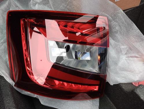 Feu arrière gauche Skoda Octavia 2019, Auto-onderdelen, Verlichting, Skoda, Ophalen of Verzenden
