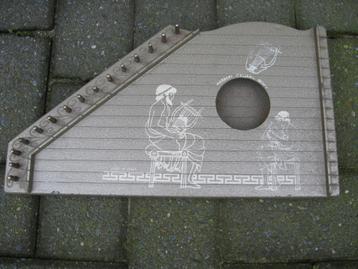 Harp beschikbaar voor biedingen