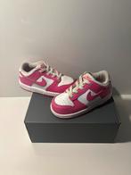 Nike schoenen 100% origineel, Kinderen en Baby's, Meisje, Sportschoenen, Ophalen of Verzenden, Zo goed als nieuw