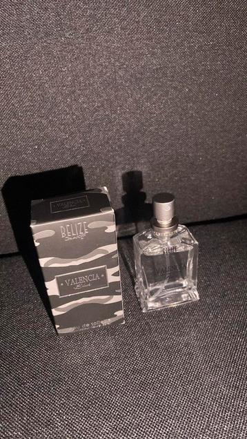 Parfum Valencia, complètement plein, 100 ml., Envoi, Neuf