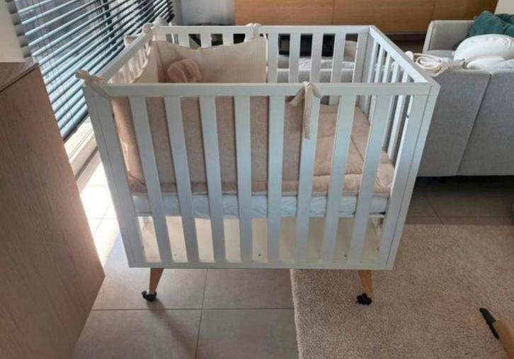 Quax box, Kinderen en Baby's, Babyparken, Zo goed als nieuw, Rechthoekig, In hoogte verstelbaar, Wieltjes, Ophalen