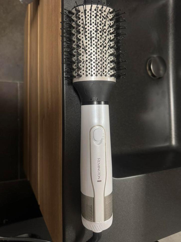 Warme luchtborstel remington, Handtassen en Accessoires, Uiterlijk | Haarverzorging, Zo goed als nieuw, Ophalen of Verzenden