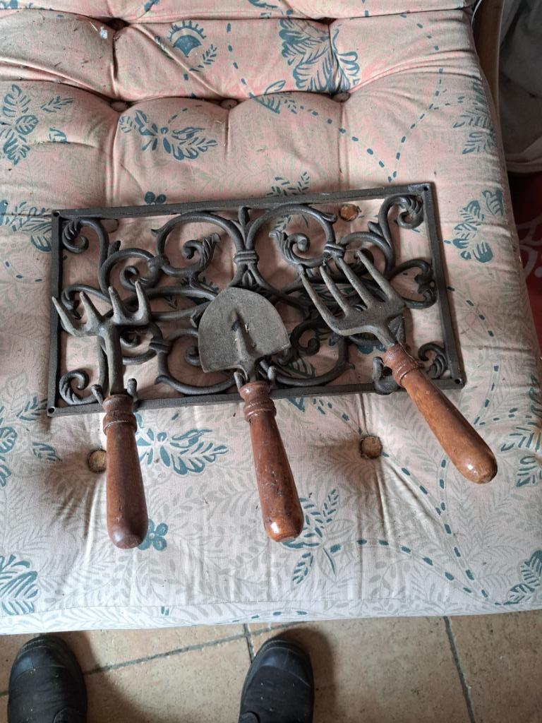 outils de jardin neufs comme garniture, Jardin & Terrasse, Enlèvement, Comme neuf, Autres types