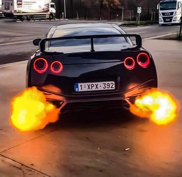 Nissan GT-R 700pk / 3.8 twinturbo 2009 120.000km ful carbone, Auto's, GT-R, Bedrijf, Te koop, Benzine