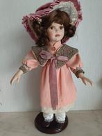 Ancienne poupée très bien entretenue, Collections, Poupées, Enlèvement, Utilisé, Poupée
