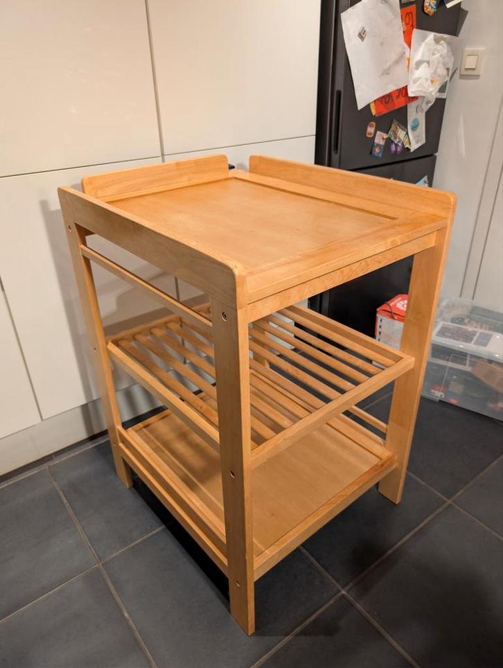 Houten verzorgingstafel evt met gratis verzorgingskussen, Kinderen en Baby's, Badjes en Verzorging, Gebruikt, Aankleedkussen, Overige merken