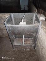 Voederbakken, Dieren en Toebehoren, Schapen, Geiten en Varkens, Meerdere dieren, Varken