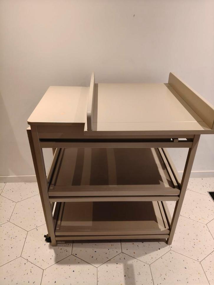 Verzorgingstafel Quax, Enfants & Bébés, Chambre d'enfant | Commodes & Armoires, Enlèvement