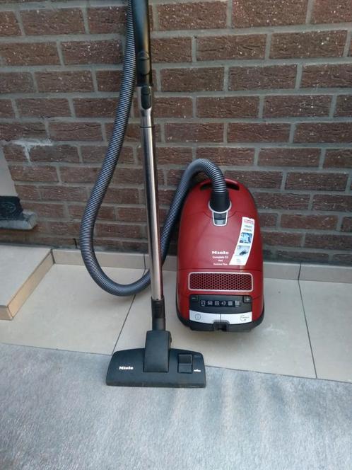 Miele C3 stofzuiger, 890W, Elektronische apparatuur, Stofzuigers, Gebruikt, Stofzuiger, Ophalen of Verzenden