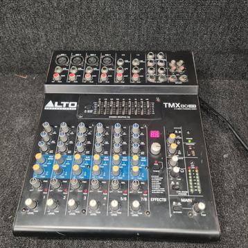 COMPACTE powered mixer met effecten 2x 350 watt
 beschikbaar voor biedingen