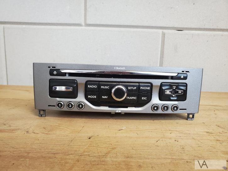Peugeot 308 2008 - 2013 radio NAVIGATIE rneg 96661987xh €150, Auto-onderdelen, Dashboard en Schakelaars, Peugeot, Gebruikt, Ophalen of Verzenden
