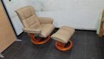 manuele relaxfauteuil in leer en massief hout met voetsteun, Huis en Inrichting, Hout