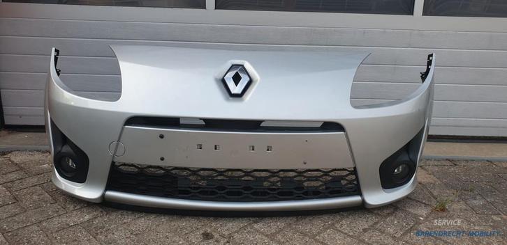 Voorbumper Renault Twingo II GT / Dynamique zilver metallic, Auto-onderdelen, Carrosserie, Bumper, Renault, Voor, Gebruikt