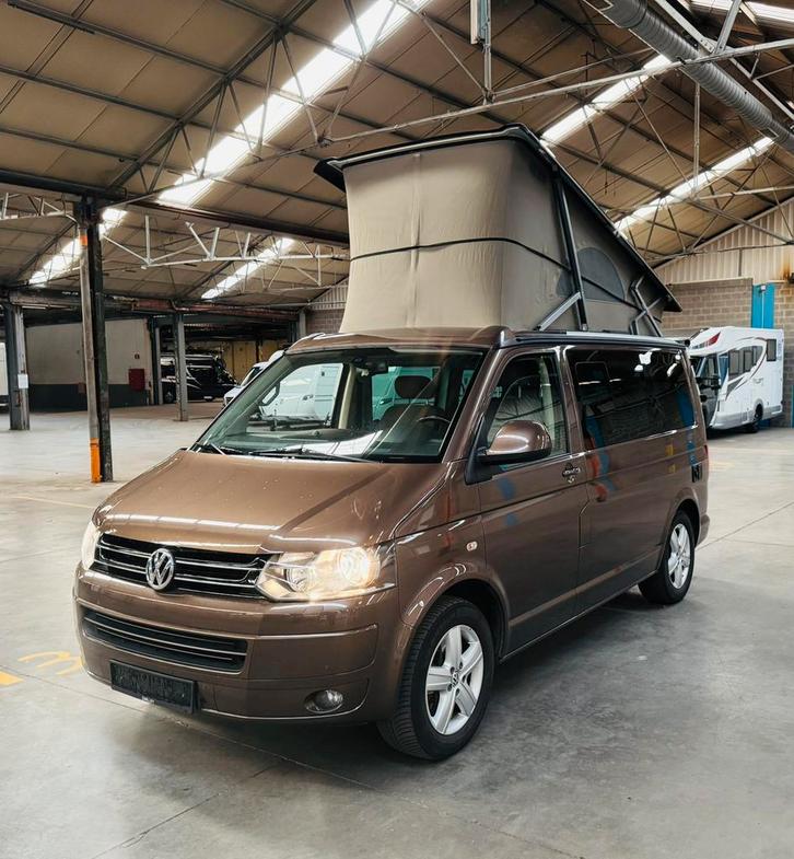 VOLKSWAGEN T5  CALIFORNIA COMFORTLINE 2013, Caravans en Kamperen, Mobilhomes, Bedrijf, tot en met 4, Volkswagen, Diesel, Handgeschakeld