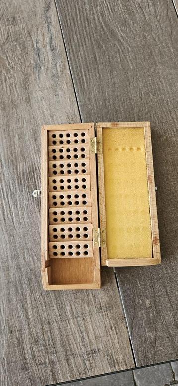 Munitie doosje .22   beschikbaar voor biedingen