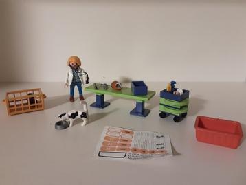 PLaymobil dierenarts met werkkamer - compleet beschikbaar voor biedingen