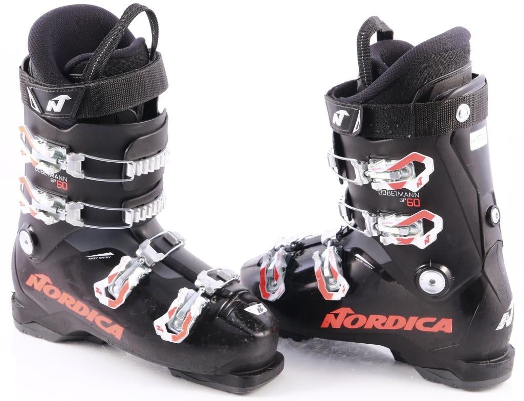 35 36 36,5 37 EU kinder skischoenen NORDICA DOBERMANN GP 60, Sport en Fitness, Skiën en Langlaufen, Gebruikt, Schoenen, Ski, Nordica