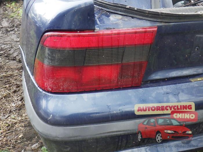 Achterlicht links van een Opel Calibra, Auto-onderdelen, Verlichting, Opel, Gebruikt, 3 maanden garantie, Ophalen of Verzenden