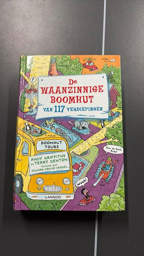 Terry Denton - De waanzinnige boomhut van 117 verdiepingen, Boeken, Kinderboeken | Jeugd | onder 10 jaar, Zo goed als nieuw, Ophalen of Verzenden