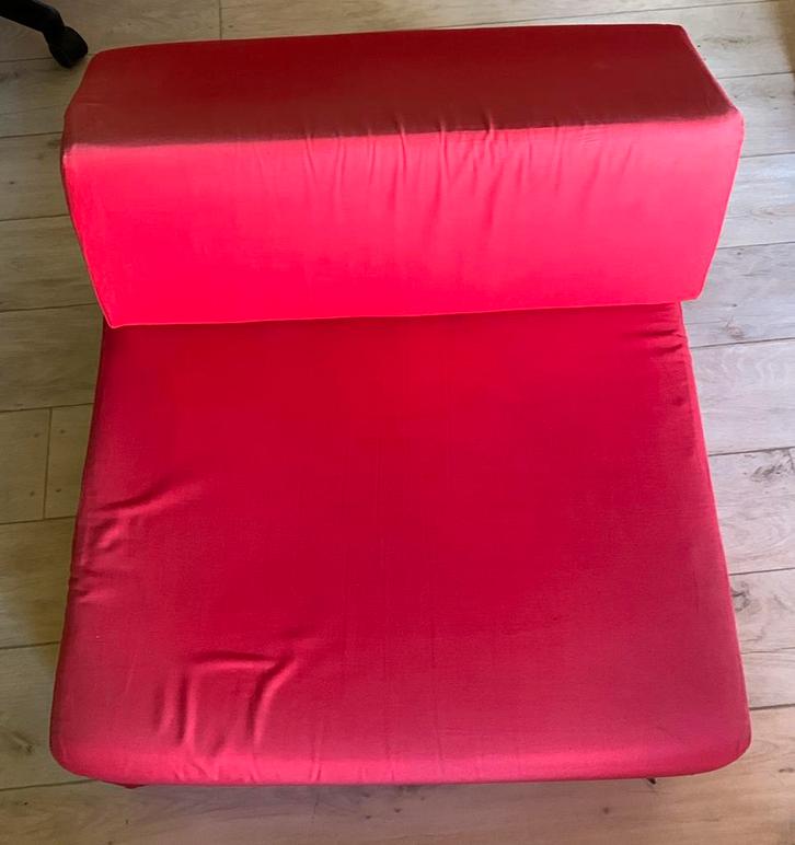 Rood zetelbed - zitstoel, Huis en Inrichting, Slaapkamer | Slaapbanken, Gebruikt, 70 cm of minder, 190 cm of minder, Eenpersoons