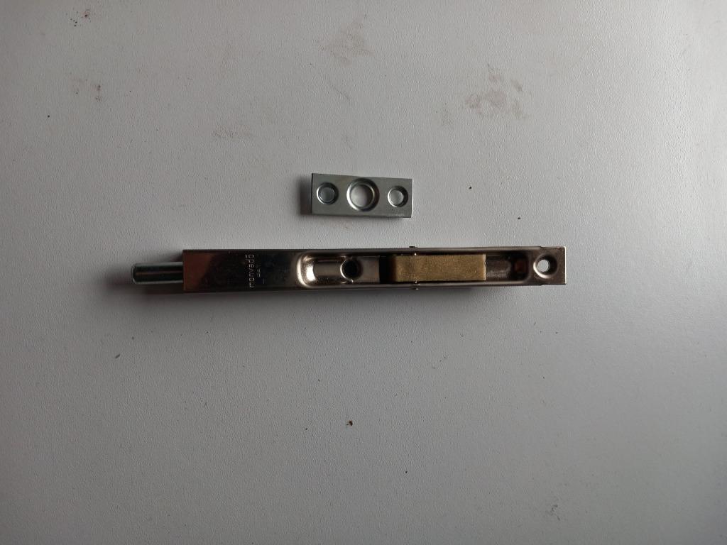 VERROUS, Enlèvement, Neuf