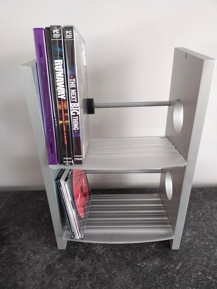 Petite tour de rangement pour CD/DVD/Blu Ray (vintage), Huis en Inrichting, Kasten | Overige, Gebruikt, Ophalen of Verzenden