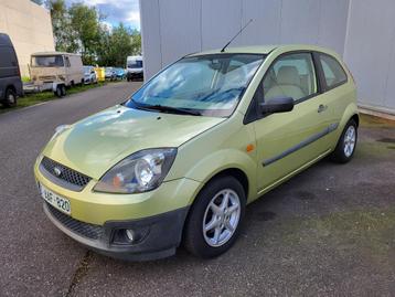 Ford Fiesta 1.4i 16v * Automatique * Garantie Euro4 * 1J