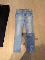 jean bleu de Vila - XL - 10€, Vêtements | Femmes, Jeans, Enlèvement ou Envoi, Porté, Bleu, W33 - W36 (confection 42/44)